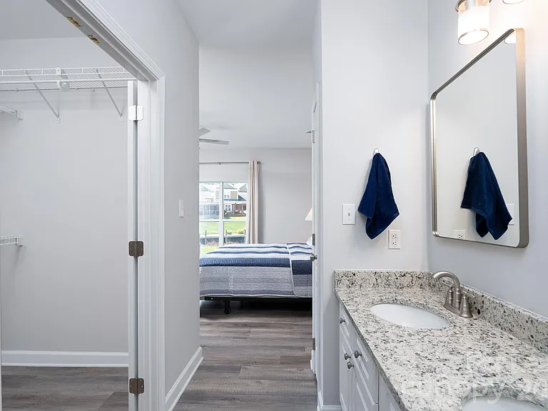 18511 Harborside Dr — Photo 16