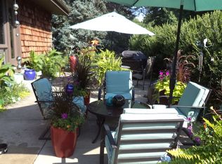 11526 Hickory Rd, Omaha, NE 68144