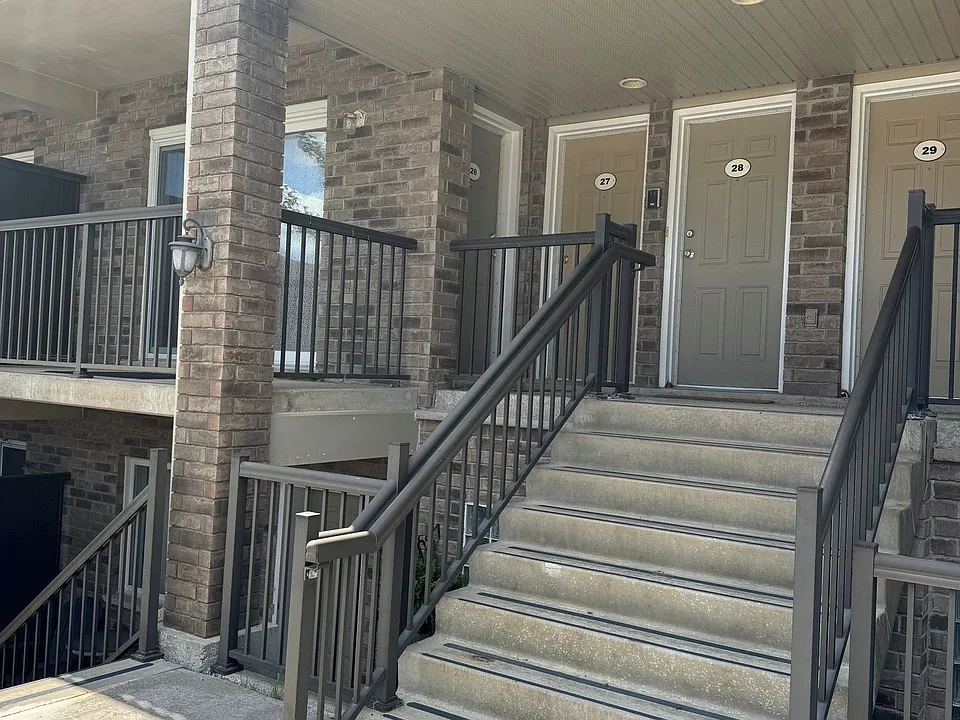 35 Mountford Dr #26