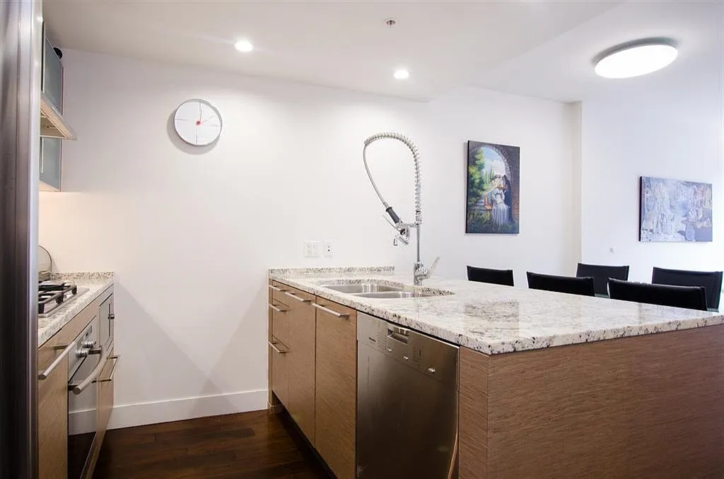 1 bed, 680 sqft, $4,000 — Photo 2