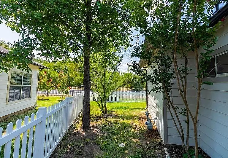 side yard