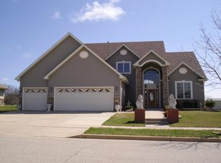 5113 34th St, Kenosha, WI 53144