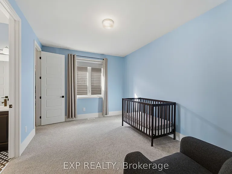 144 Unity Pl — Photo 31