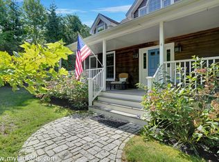 4 High Meadow Ln, Oak Bluffs, MA 02557