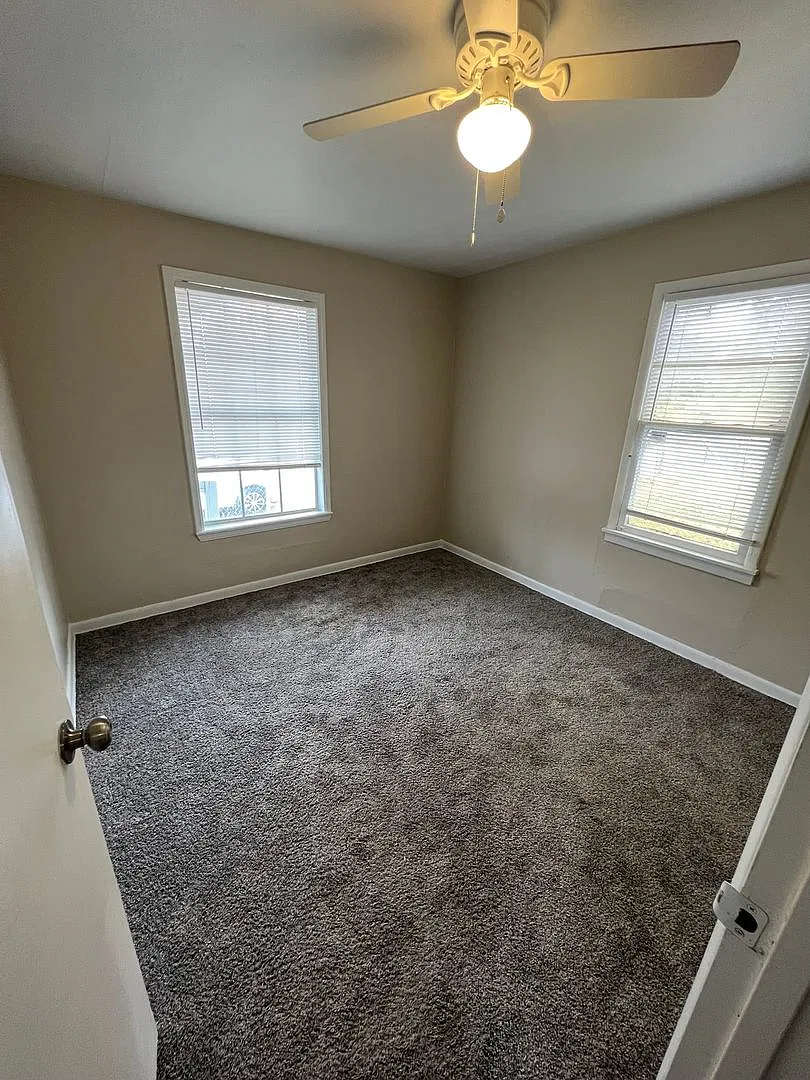 2 bedroom house in Jenks — Photo 4