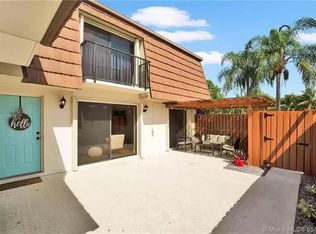 9106 SW 20th St, Fort Lauderdale, FL 33324