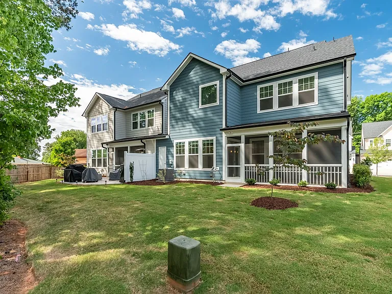 7702 Litcham Dr — Photo 28