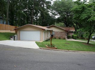 2414 Mayfair Rd, Tallahassee, FL 32303