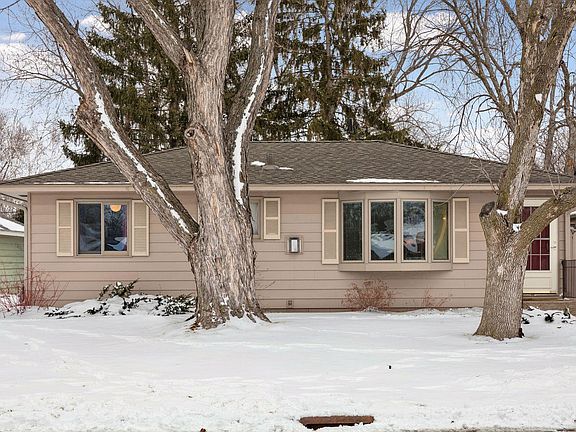 2nd image of 4364 Nicols Rd