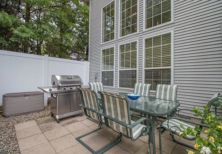 22 Stillwell Ct #22 — Photo 20