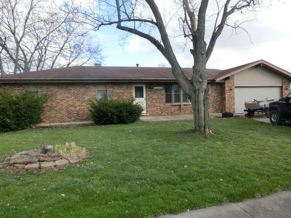 24209 W Clarage Ct, Shorewood, IL 60404