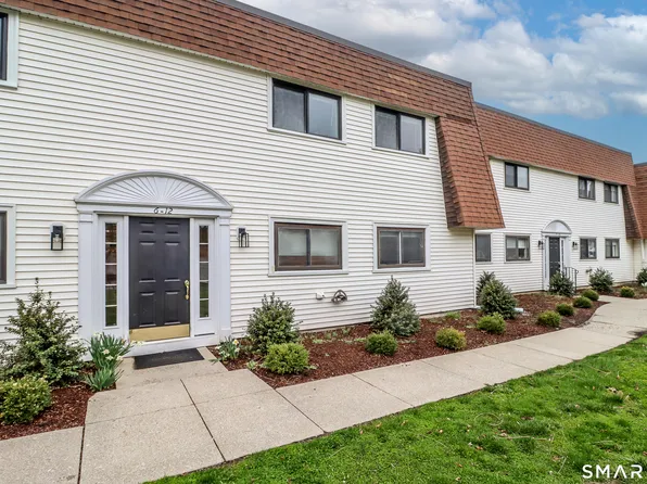 12 Hulls Highway #12, Fairfield, CT 06890