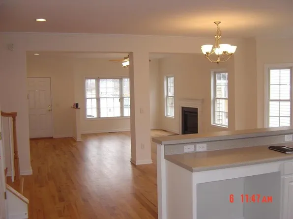 919 Raymond Rd, Charlottesville, VA 22902
