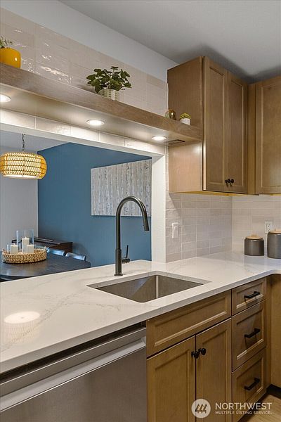 4th image of 21615 80th Avenue W #215