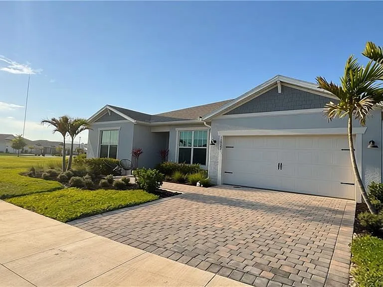 15522 Olympic Ct — Photo 2