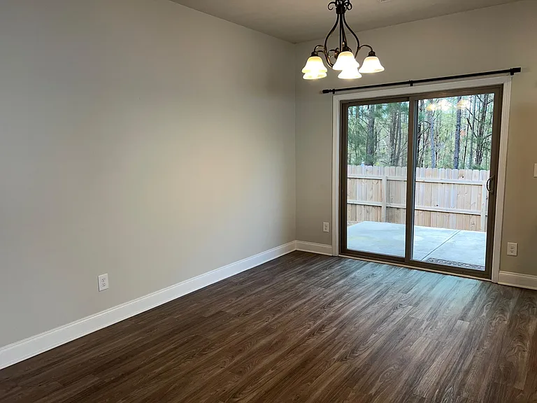 187 Bay Meadows Dr SW — Photo 6