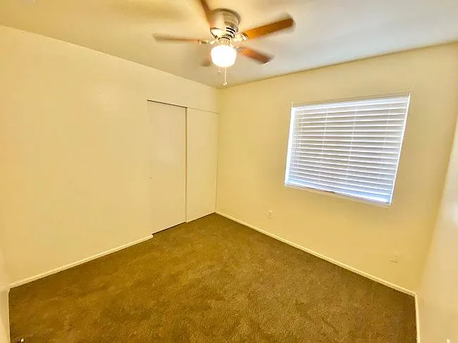 2400 S Engler Ave — Photo 10