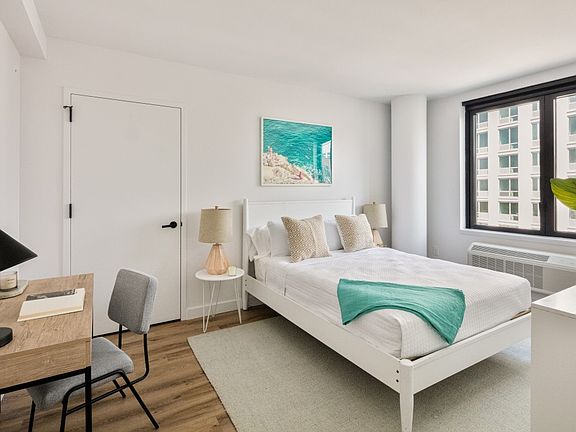 5th image of 46-10 70th St #819