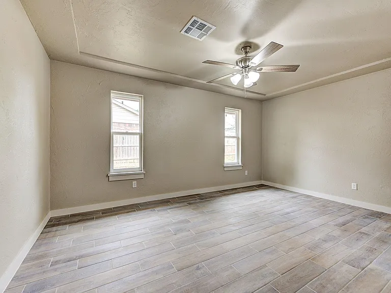 501 N Morgan Dr — Photo 35