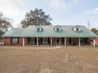 13821 Bunker Hill Rd, Moss Point, MS 39562