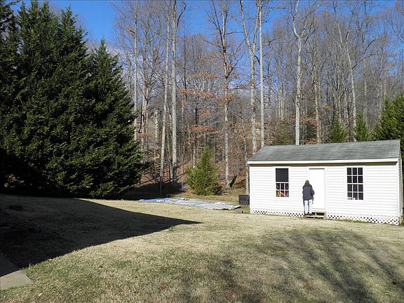 5th image of 127 Ivywood Dr