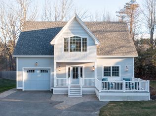 159 Us Route 1, Falmouth, ME 04105