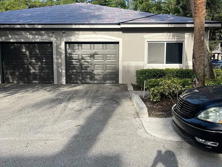 260 Crestwood Cir #106 — Photo 4