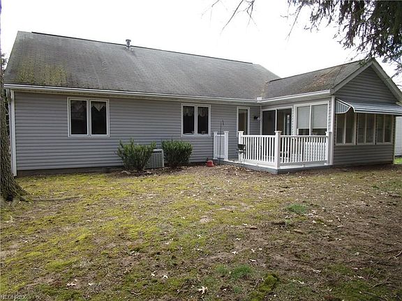 3rd image of 1566 Ramblewood Dr