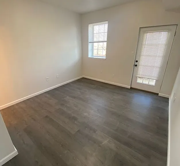 1425 College Heights Rd #105 — Photo 25