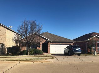 6016 Horse Trap Dr, Fort Worth, TX 76179