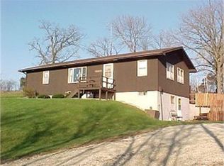2746 Coldwater Creek Rd, Decorah, IA 52101