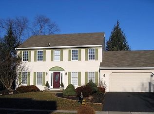 32 Flint Ridge Dr, Reading, PA 19607