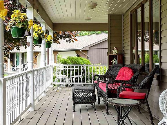 3rd image of 3541 Southridge Ct