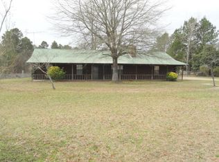 211 Columbia Road 53, Waldo, AR 71770