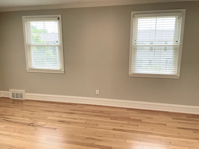1620 Graefield Rd — Photo 14