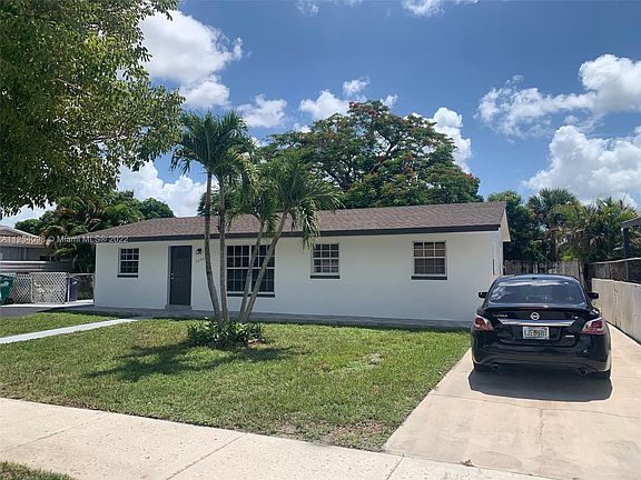 3rd image of 20501 NW 46th Ave