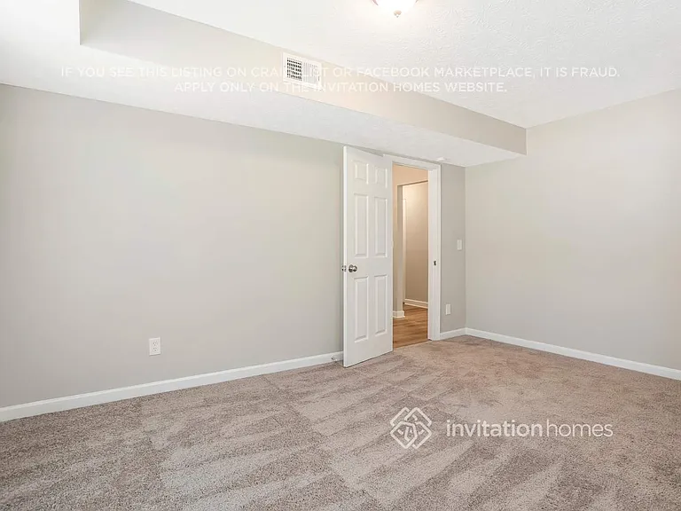 887 Old Farm Walk — Photo 22