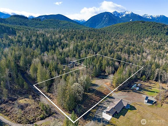 3rd image of 276 Watershed Road