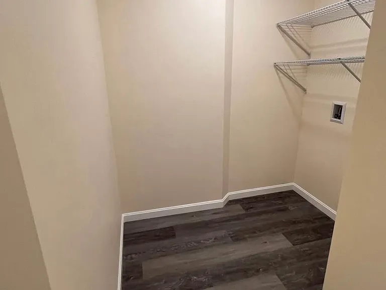 10 Boulder Dr #A — Photo 7