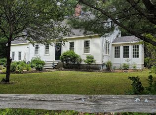 7 Chapman Ln, Kennebunk, ME 04043