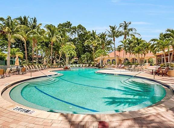 4th image of 5928 Tarpon Gardens Cir APT 201