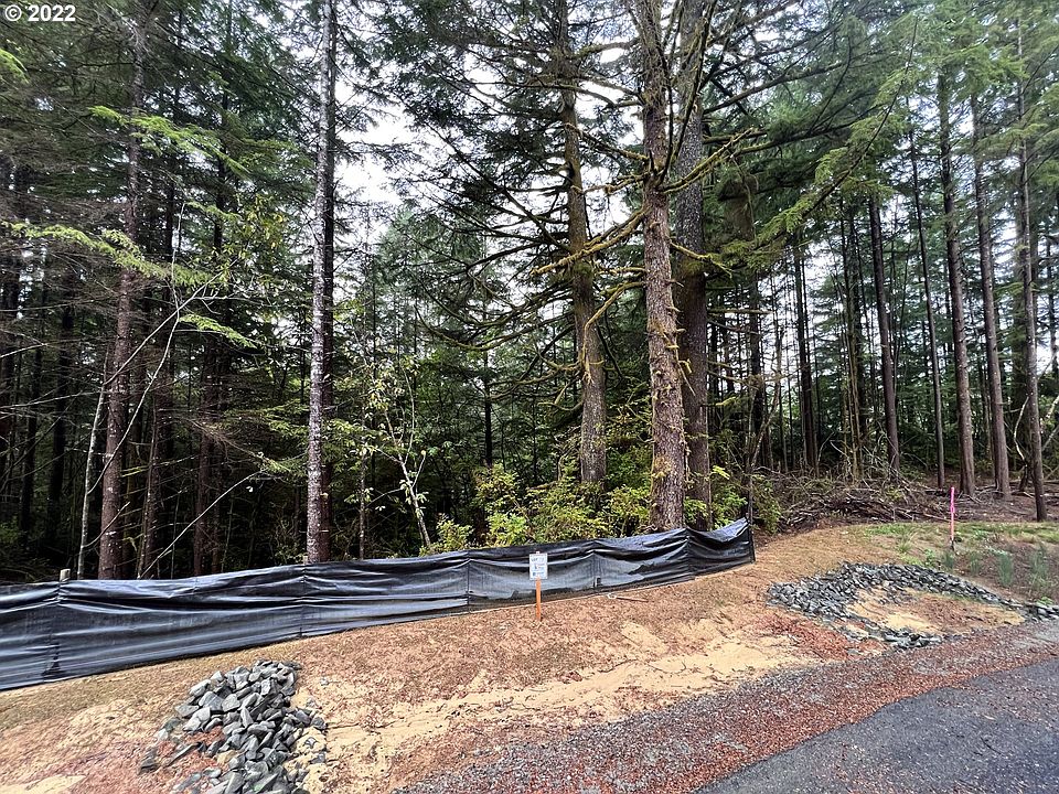 1st image of Little Woahink Dr #7