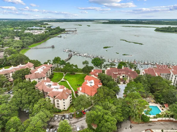 6 Village North Dr APT 12, Hilton Head Island, SC 29926
