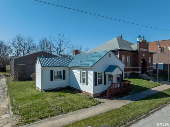 107 S Main St, Avon, IL 61415