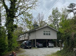 39 Woodcove Dr, Franklin, NC 28734