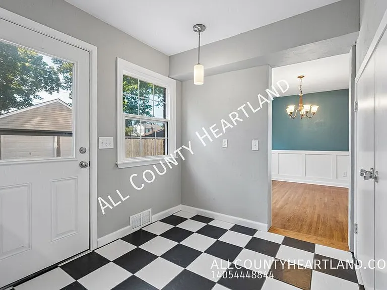 2736 NW 27th St — Photo 5