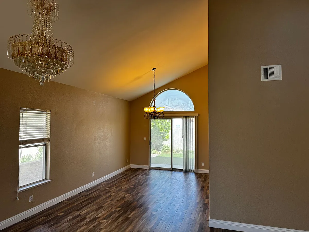 Building Photo - 8248 Dolphin Bay Ct
