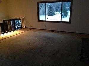 18640 33rd Pl UL Living Room