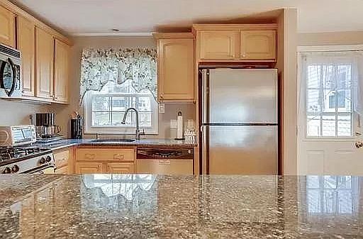 5th image of 22-88 Roberts Dr #22-88