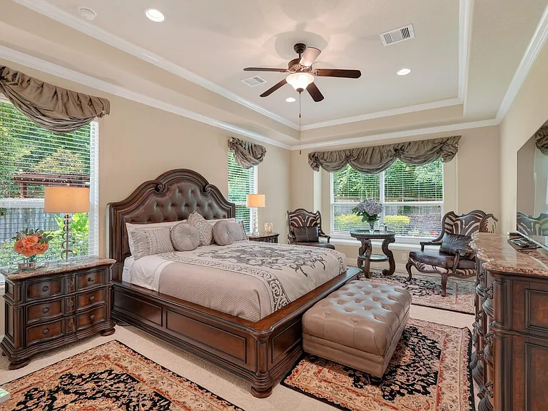 55 S Victoriana Cir — Photo 23